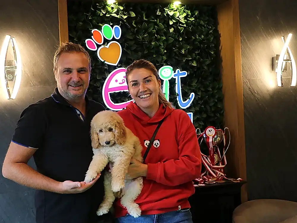 Anıl Bey ve ailesi Lolipop'a kavuştu