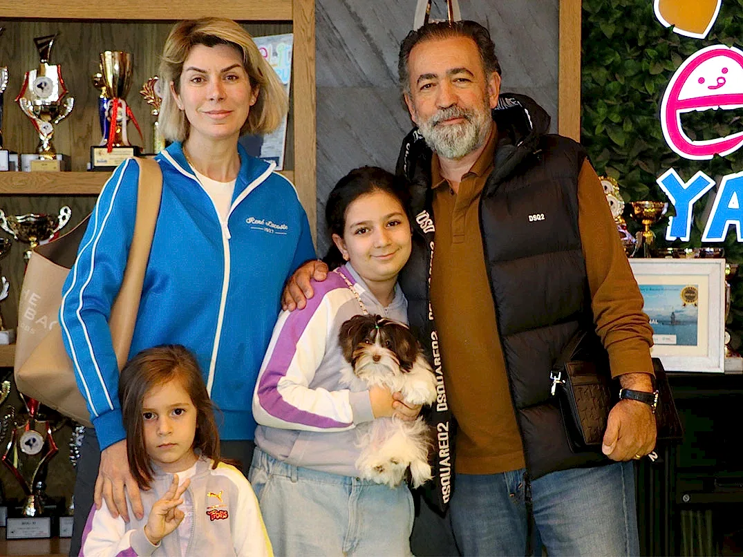 Azerbeycan'dan sevgili Aslı Hanım ve ailesi Teacup Morkie yavrularına kavuştular