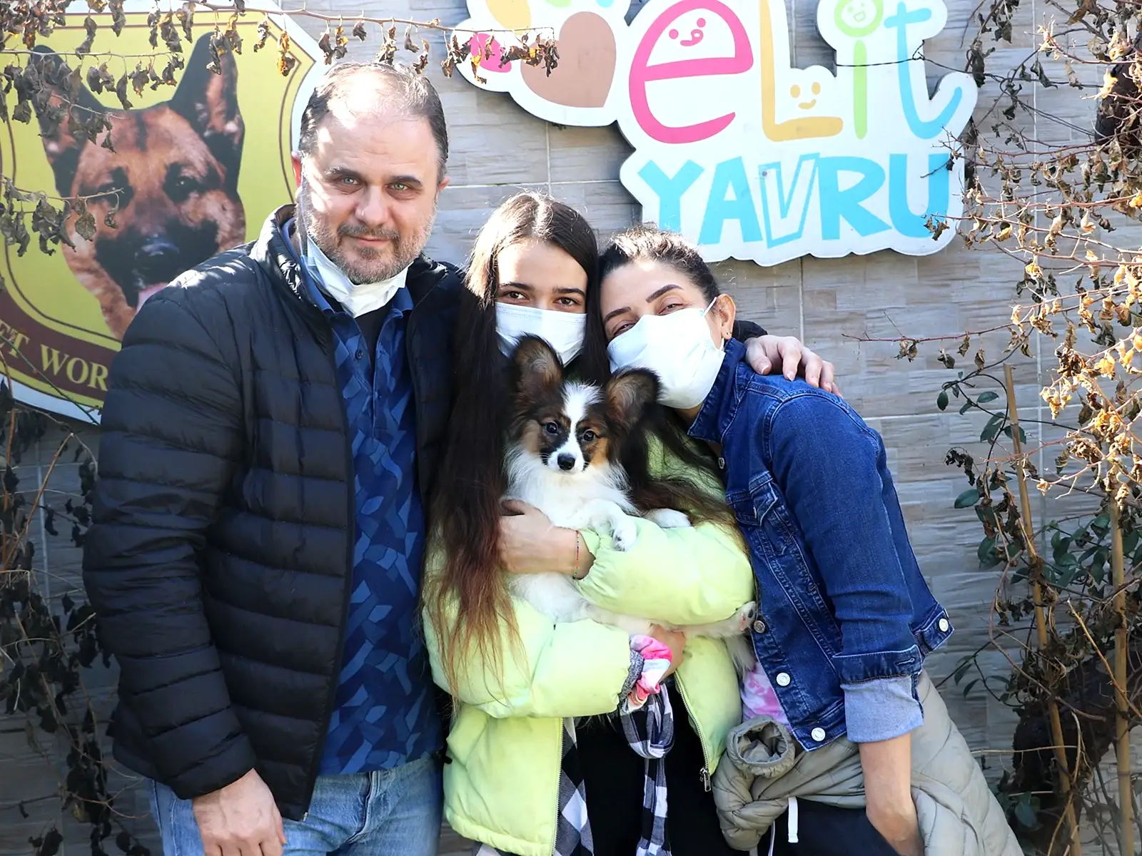 Aytaç ailesi Papillion yavrularına kavuştular
