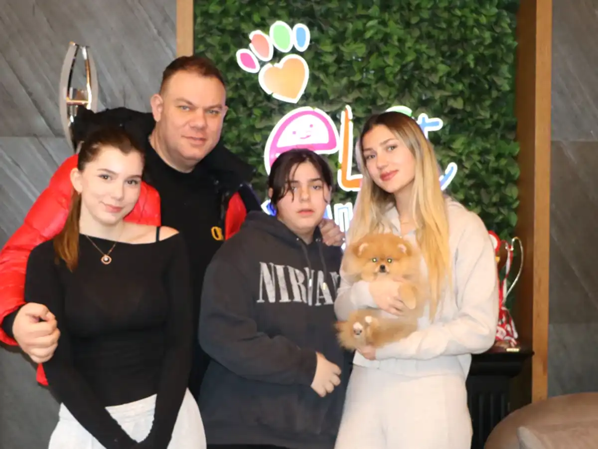 Benal Hanım ve ailesi Pomeranian yavrularına kavuştular