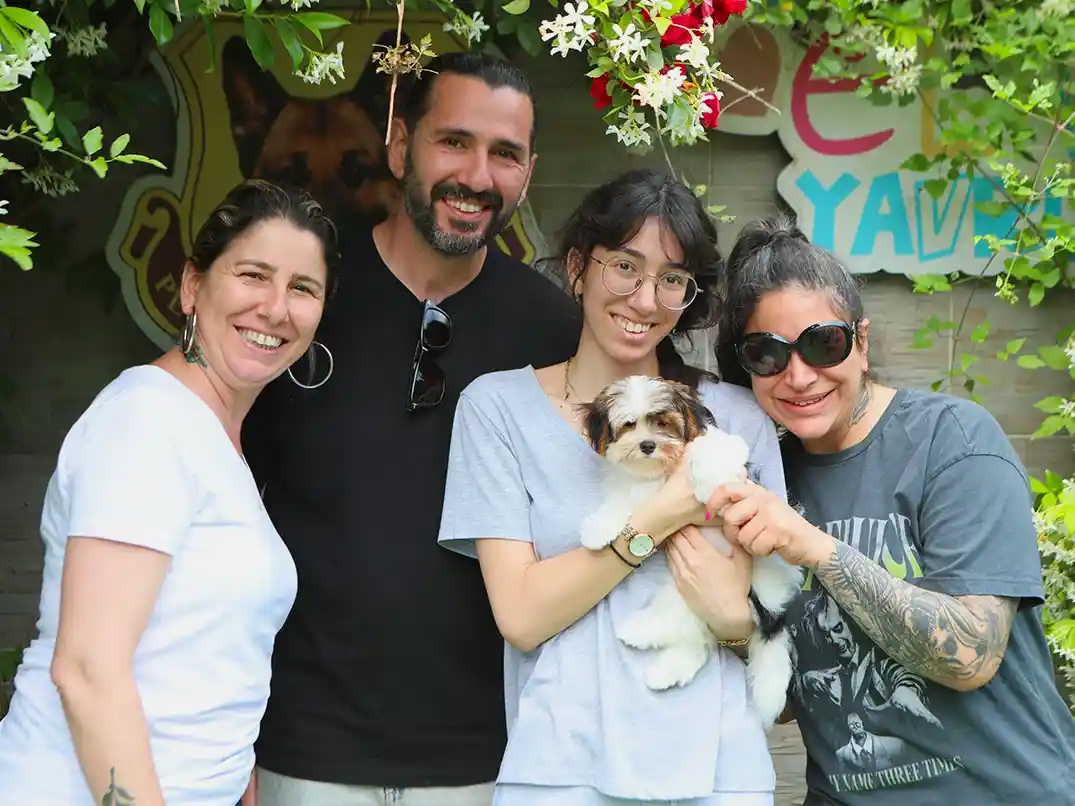 Tüfekçi Ailesinin Yeni Aile Üyesi Morkie Kızları Elit Yavru’dan